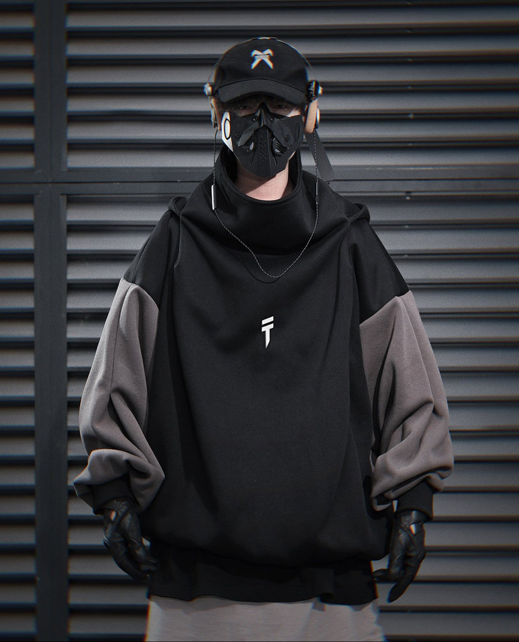 HiH51 Black T-Tech Hoodie product image