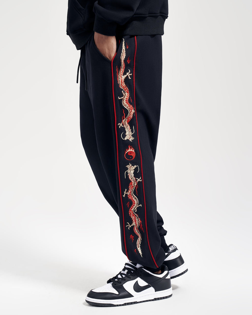 KH7061 Dragon Embroidery Joggers product image