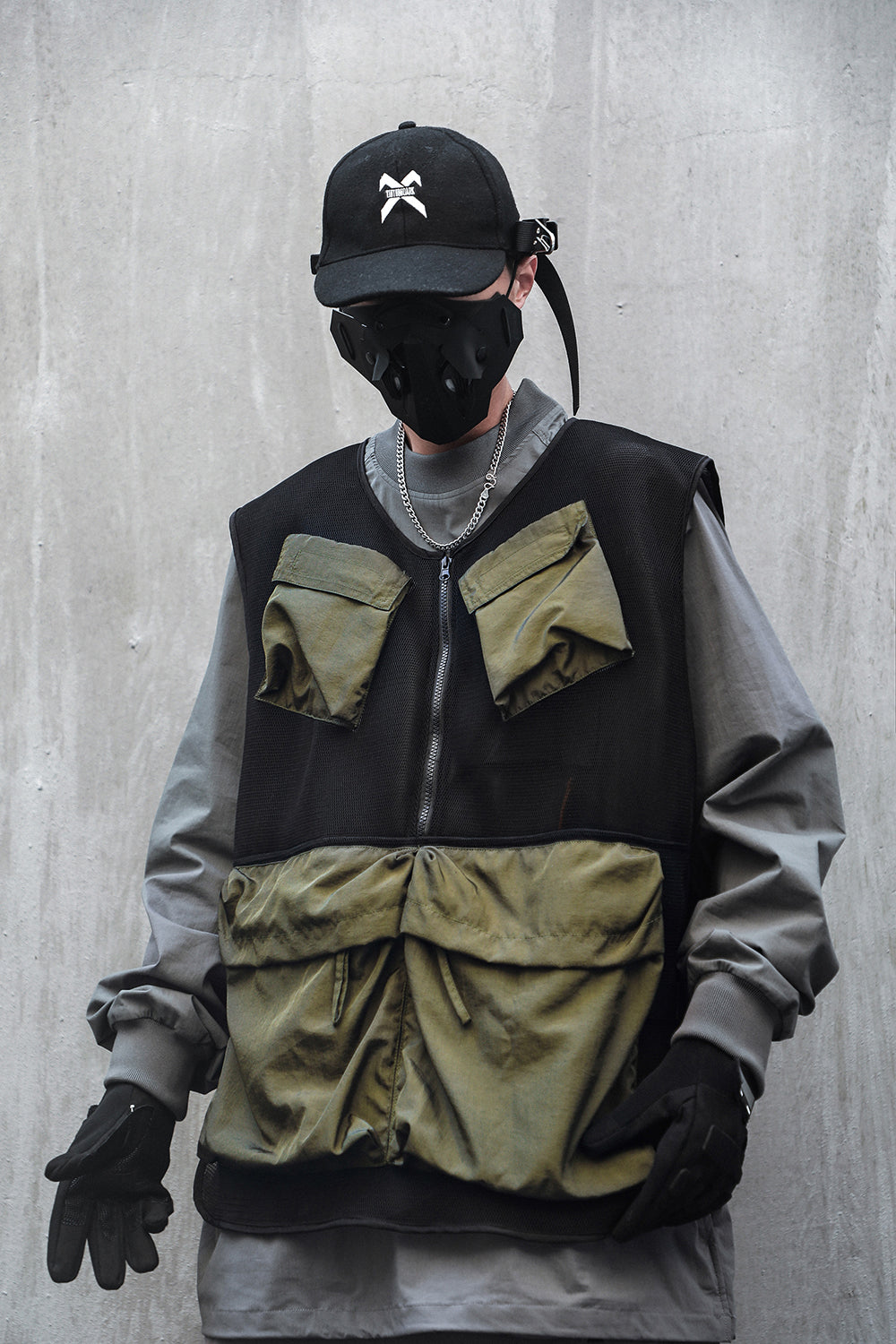 HiV1 Wilderness Vest product image